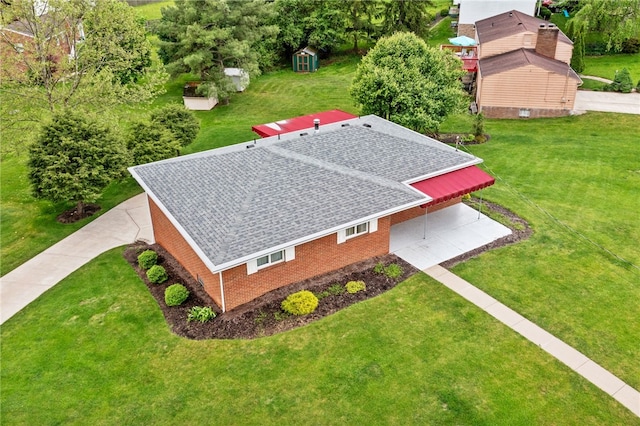 aerial view of property and surrounding area