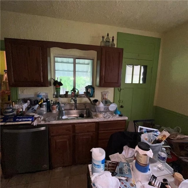 243 Whitaker St, Whitaker, PA 15120 - photo 28