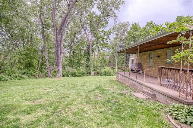 140 8th Ave, Ross Twp, PA 15229 - view of green lawn featuring a deck