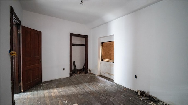 321 Kennedy Ave, Perry Hilltop, PA 15214 - unfurnished bedroom featuring hardwood / wood-style floors