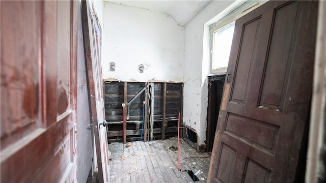 321 Kennedy Ave, Perry Hilltop, PA 15214 - bathroom with lofted ceiling