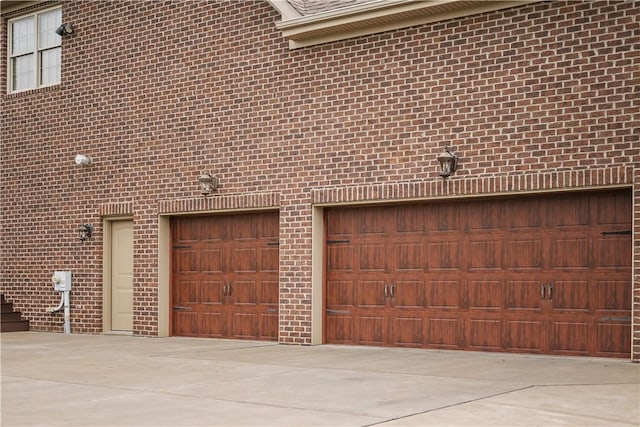 347 Buckingham Dr, Peters Twp, PA 15367 - view of garage