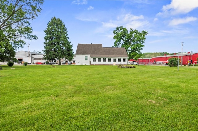 3601 Sharon Rd, West Middlesex Boro, PA 16159 - view of grassy yard