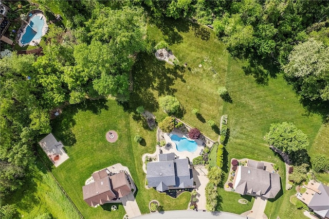 bird's eye view of a pool area