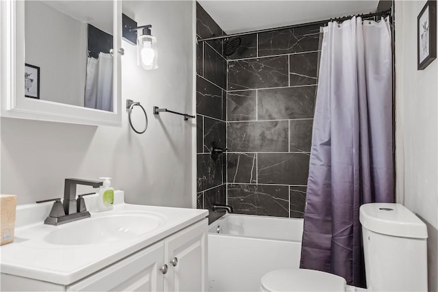101 Flora St, Brighton Heights, PA 15212 - full bath featuring toilet, shower / bath combination with curtain, and vanity
