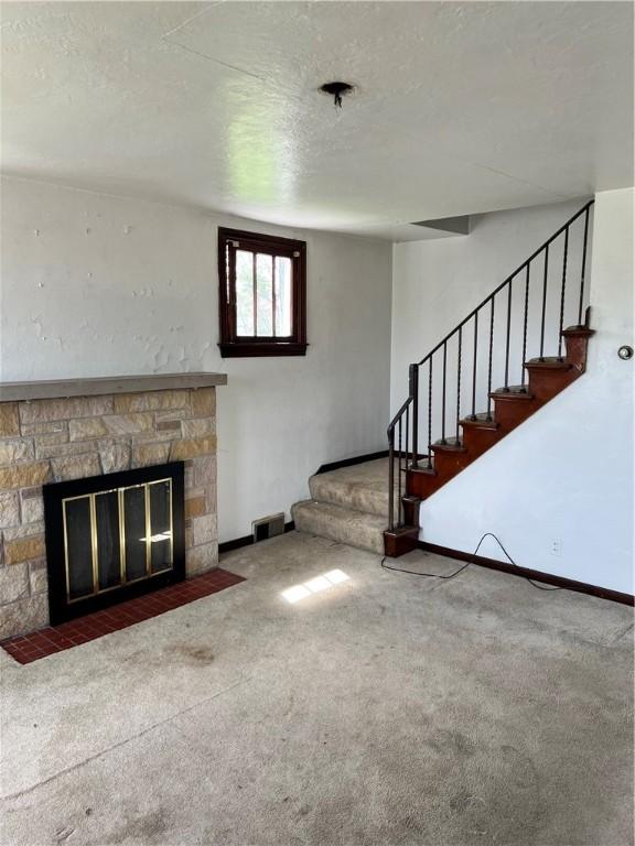 805 Patterson Ave, Jeannette, PA 15644 - photo 2