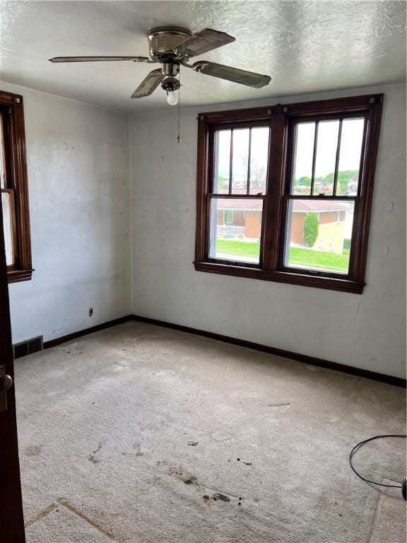 805 Patterson Ave, Jeannette, PA 15644 - photo 10