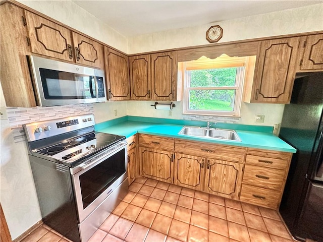 943 Orchard Ave, City Of Greensburg, PA 15601 - photo 21