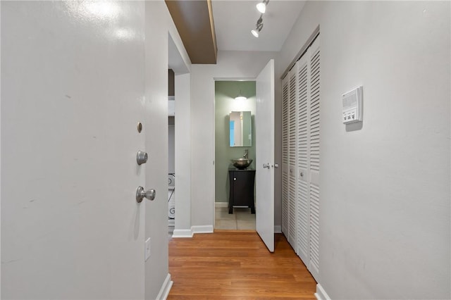 5708 Walnut Unit B2, Shadyside, PA 15232 - corridor with light wood-type flooring and baseboards