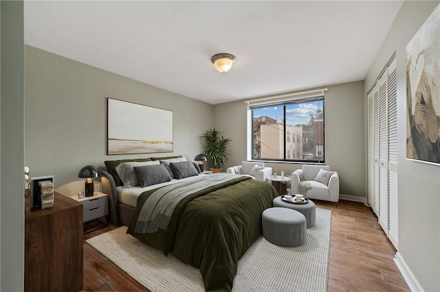 5708 Walnut Unit B2, Shadyside, PA 15232 - bedroom with wood finished floors and baseboards