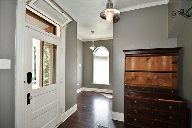918 Arlington Prt, Vue, PA 15133 - entryway with baseboards, dark wood finished floors, and ornamental molding