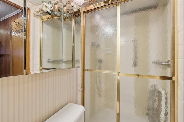 4782 Barone Dr, Whitehall, PA 15227 - full bathroom featuring a shower stall and toilet