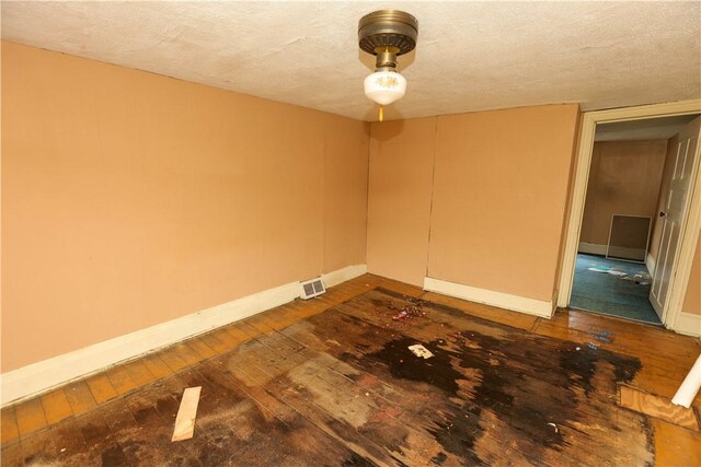 519 Underwood Ave, Roscoe, PA 15477 - photo 19