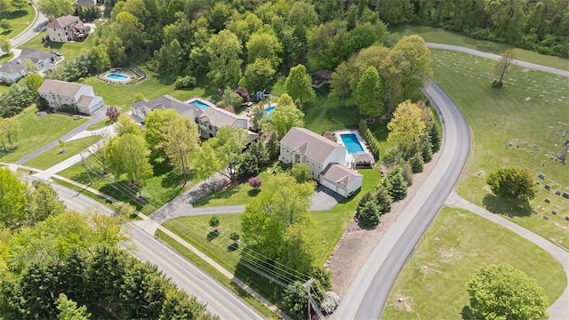 aerial view of property and surrounding area