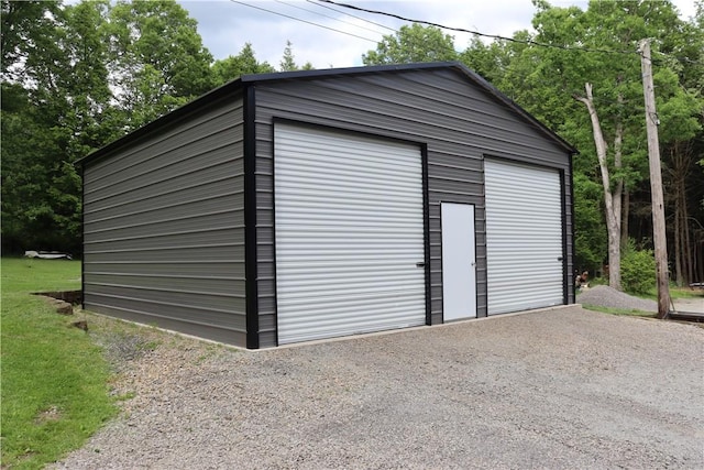 view of detached garage