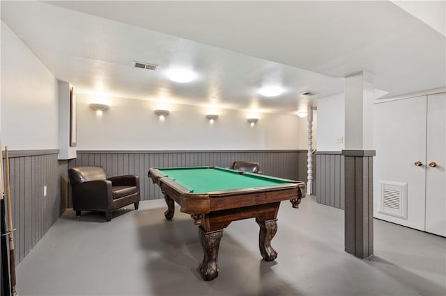 3 Patricia St, Fallowfield, PA 15022 - rec room featuring a wainscoted wall, finished concrete flooring, and billiards table