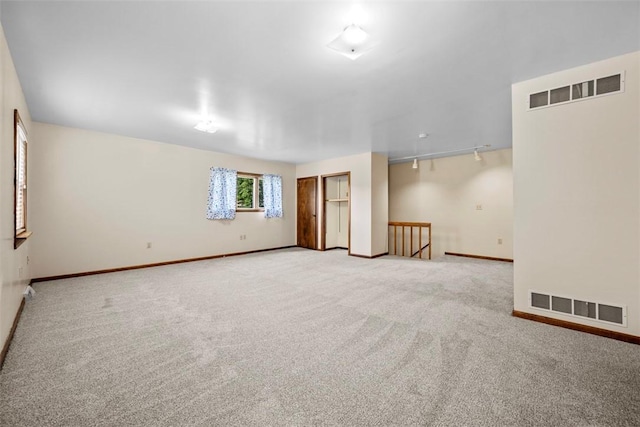 2918 Woodland Cir, Hampton, PA 15101 - carpeted spare room featuring baseboards