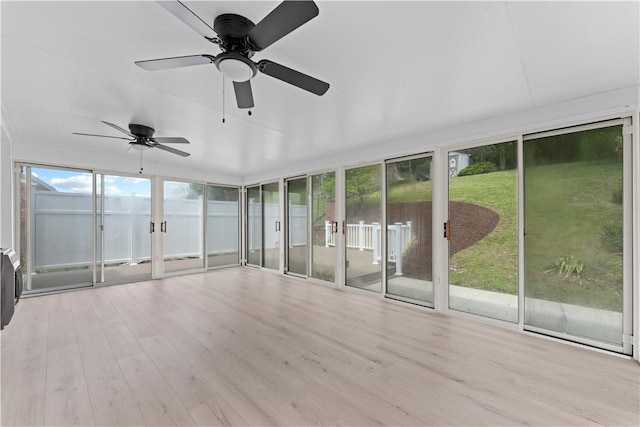 5056 Don St, Finleyville, PA 15332 - unfurnished sunroom featuring a ceiling fan