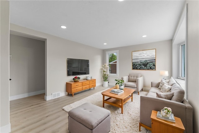 5056 Don St, Finleyville, PA 15332 - living room featuring light wood finished floors, recessed lighting, and baseboards