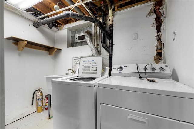 3735 Lyndell St, Castle Shannon, PA 15234 - laundry area with washer and dryer
