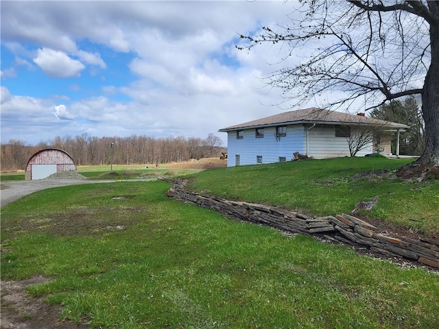 view of grassy yard