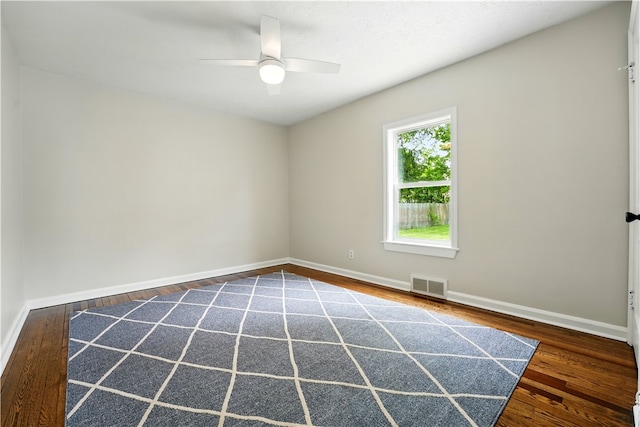 1702 Carlisle St, New Castle/2Nd, PA 16105 - empty room with wood finished floors, baseboards, and a ceiling fan