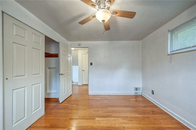 815 Londonderry Dr, Castle Shannon, PA 15234 - unfurnished bedroom with baseboards, light wood-type flooring, and a ceiling fan