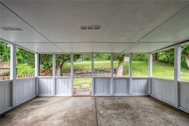 815 Londonderry Dr, Castle Shannon, PA 15234 - view of unfurnished sunroom