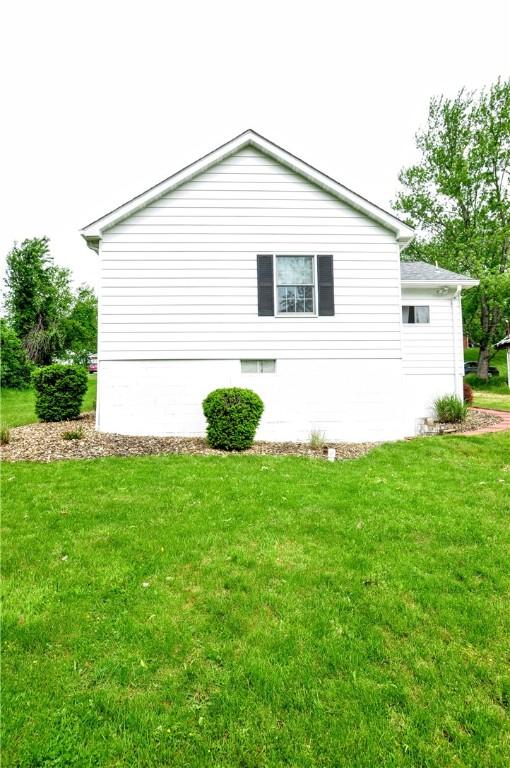 24 N St, Smith, PA 15004 - view of property exterior with a lawn