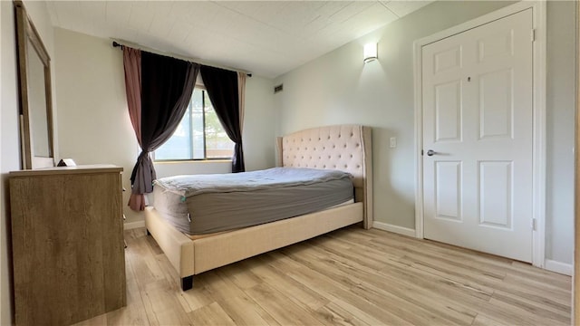 1987 Centurion Dr Unit 107, Forest Hills Boro, PA 15221 - bedroom with light wood finished floors and baseboards