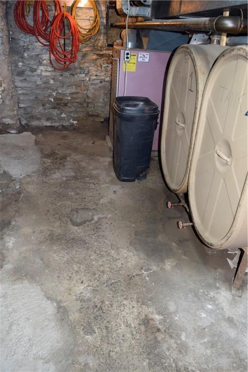 333 Baum Rd, Derry Twp, PA 15627 - basement view of concrete flooring