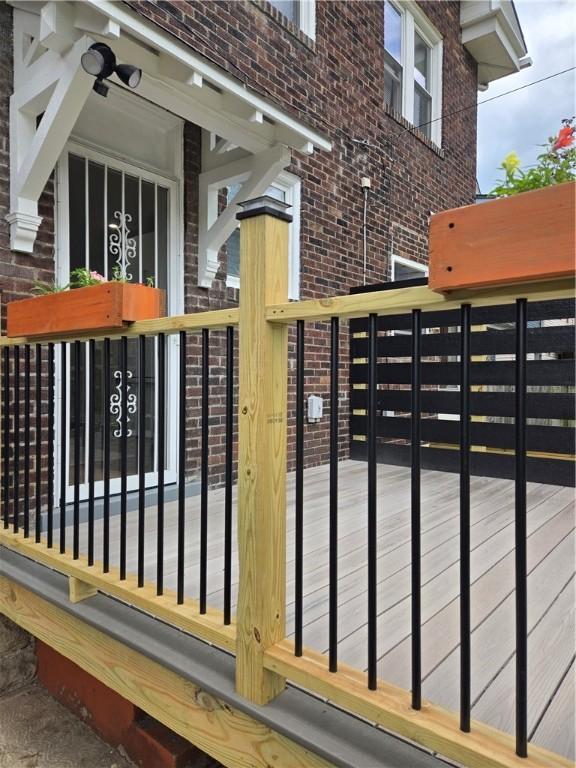 912 N Saint Clair St, Highland Park, PA 15206 - view of gate