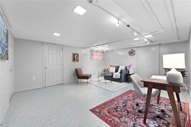 218 Barth Ave, Mt Lebanon, PA 15228 - office space with baseboards