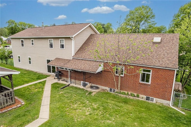86 Virginia Ave, Uniontown, PA 15401 - photo 3