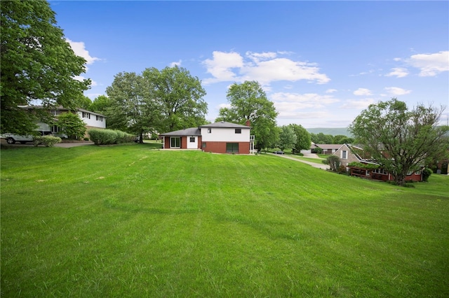 44 Heritage Hills Rd, South Union Twp, PA 15401 - view of grassy yard