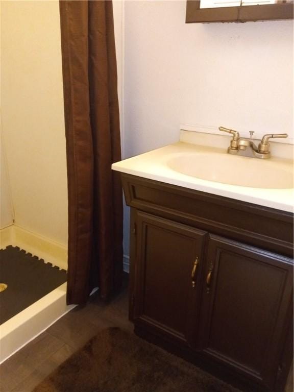 81 Allen St, Allentown, PA 15210 - full bathroom with vanity and a shower