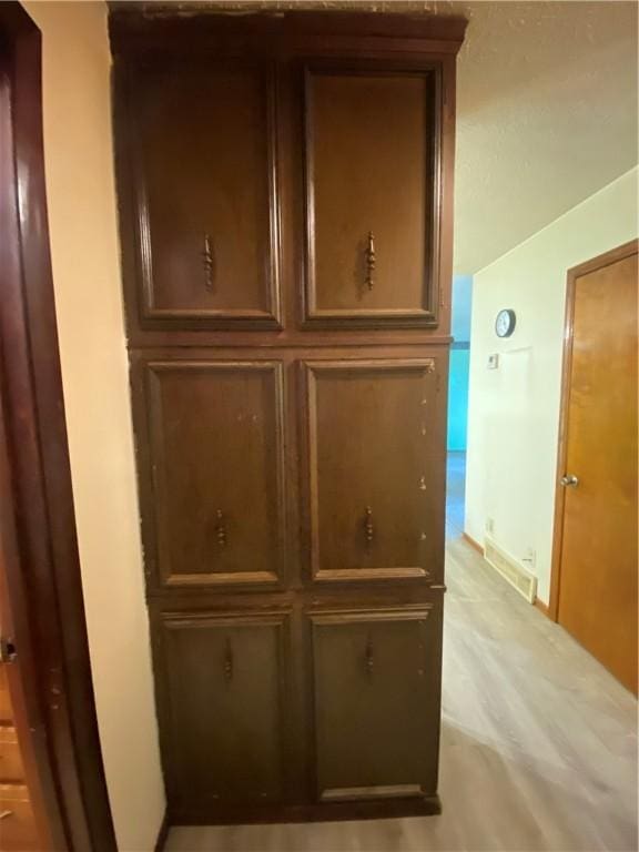 1196 Rutledge Rd, Pymatuning Twp, PA 16154 - detailed view of carpet floors and baseboards