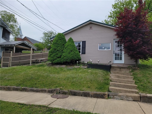 301 Main St, E Mahoning/Marion Ctr, PA 15759 - view of side of property with a lawn