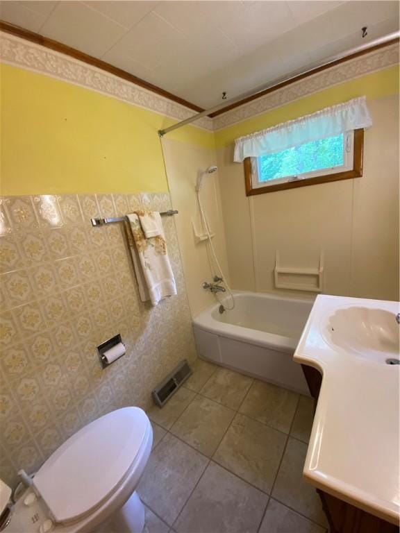 35 Kenmore Rd, West Salem Twp, PA 16125 - full bath with tub / shower combination, tile patterned floors, toilet, and vanity