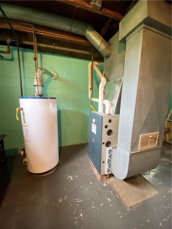 35 Kenmore Rd, West Salem Twp, PA 16125 - utilities featuring water heater and heating unit