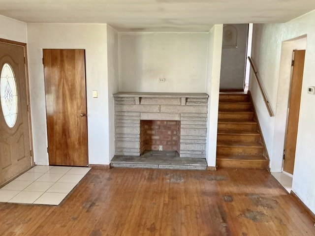 13 Schoen St, Mckees Rocks, PA 15136 - foyer featuring hardwood / wood-style floors and stairs
