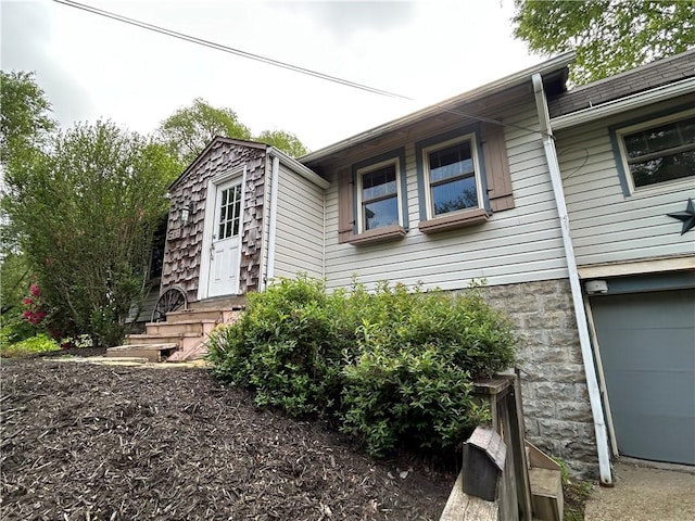 508 Woodside Rd, Forest Hills Boro, PA 15221 - view of front of home featuring stone siding