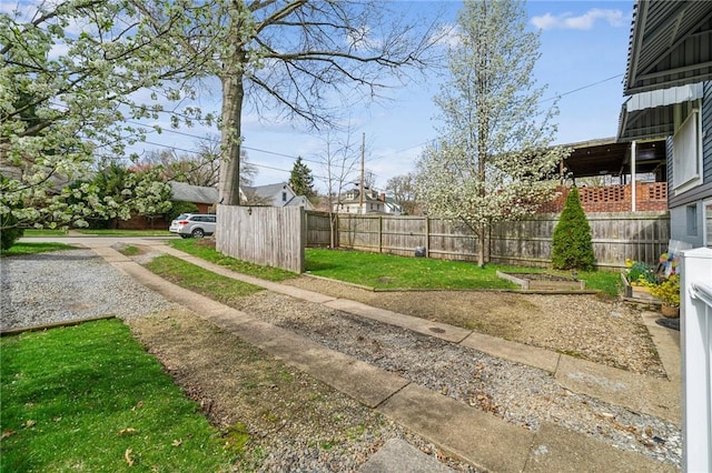 784 Ohio River Blvd, Sewickley, PA 15143 - view of yard with fence and driveway