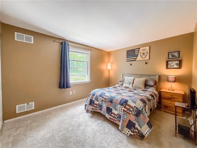 2388 Mill Grove Rd, Upper St Clair, PA 15241 - carpeted bedroom featuring baseboards