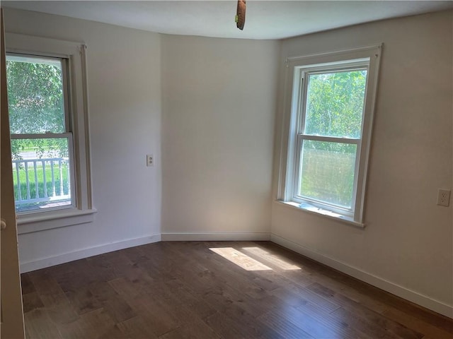 218 S Mercer, Linesville Boro, PA 16424 - empty room with wood finished floors and baseboards