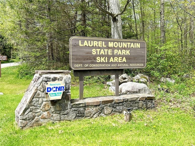 643 Laurel Summit Rd, Jenner Twp, PA 15531 - community sign with a lawn