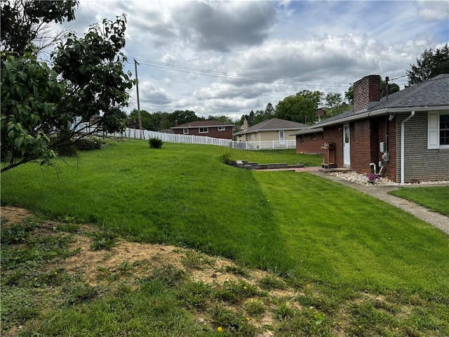 404 Belrose Dr, Rostraver, PA 15012 - view of yard
