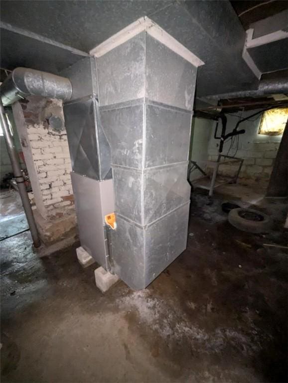 139 Stullville Rd, Leechburg Boro, PA 15656 - view of unfinished basement