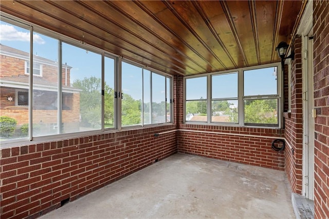 991 Homer Ave, Ross Twp, PA 15237 - unfurnished sunroom featuring healthy amount of natural light