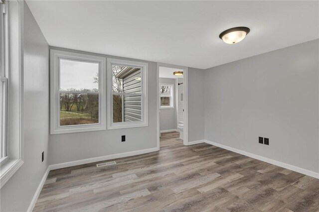 6301 Tuscarawas Rd, Ohioville, PA 15052 - photo 2